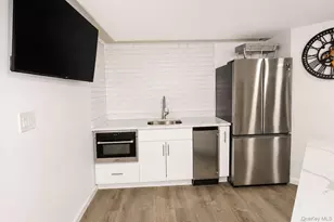 397 N Broadway, Yonkers, NY 10701 - Photo 33
