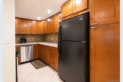 397 N Broadway #1M, Yonkers, NY 10701 - Photo 7