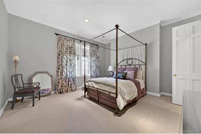 195 Feeks Lane, Locust Valley, NY 11560 - Photo 35