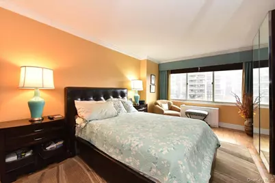 18-15 215 #2G, Bayside, NY 11360 - Photo 25