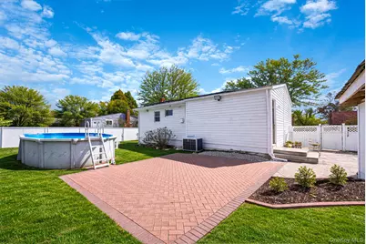 23 McKinley Street, Brentwood, NY 11717 - Photo 5