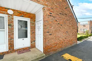 10 Ivy St, Farmingdale, NY 11735 - Photo 5