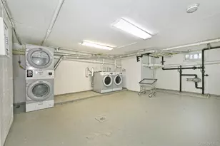 10 Ivy St, Farmingdale, NY 11735 - Photo 27