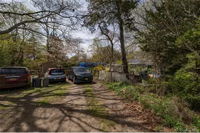 33 Locust Avenue #33 & 29, Southampton, NY 11968 - Photo 5