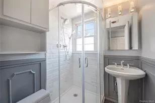 155-30 99th St, Howard Beach, NY 11414 - Photo 41