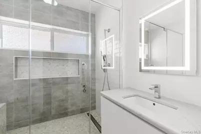 73 Maple Avenue, New Rochelle, NY 10801 - Photo 19