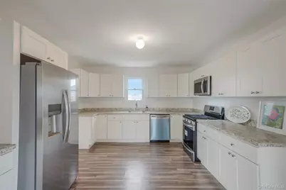 22 Rod Street, Patchogue, NY 11772 - Photo 17