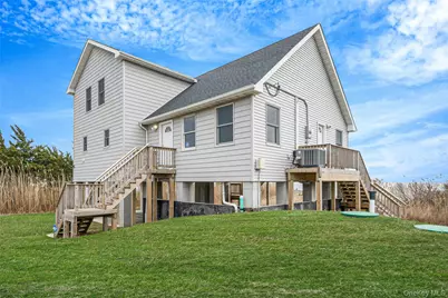 22 Rod Street, Patchogue, NY 11772 - Photo 9