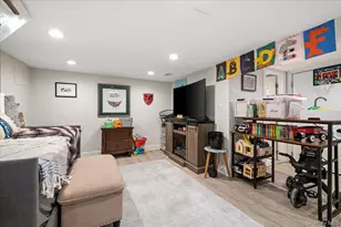 192 Broad St, Williston Park, NY 11596 - Photo 29