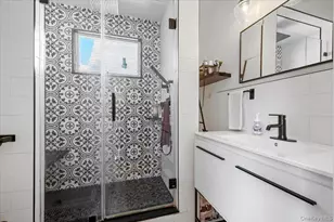 192 Broad St, Williston Park, NY 11596 - Photo 23