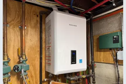 192 Broad Street, Williston Park, NY 11596 - Photo 45