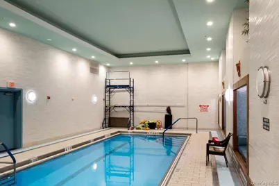 10 City Place #PH4F, White Plains, NY 10601 - Photo 29