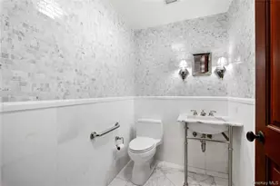10 City Pl, White Plains, NY 10601 - Photo 21
