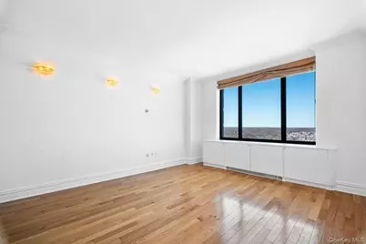 10 City Place #PH4F, White Plains, NY 10601 - Photo 9