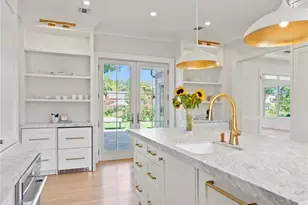 2 Pheasant Run, Great Neck, NY 11024 - Photo 5