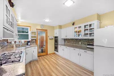 7 Hujay Terrace, Wappingers Falls, NY 12590 - Photo 7