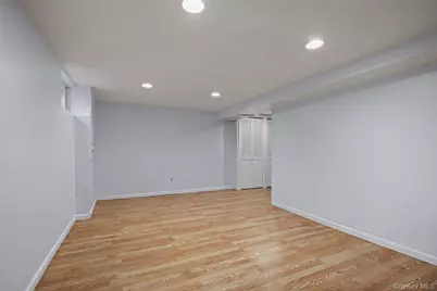 3594 Suncrest Avenue, Yorktown Heights, NY 10598 - Photo 27