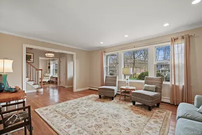 3594 Suncrest Avenue, Yorktown Heights, NY 10598 - Photo 5