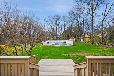 3594 Suncrest Avenue, Yorktown Heights, NY 10598 - Photo 35