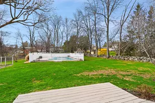 3594 Suncrest Ave, Yorktown Heights, NY 10598 - Photo 37