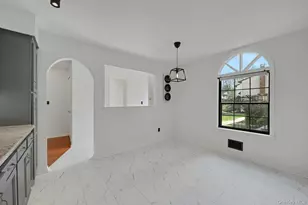 62 Somerset Dr, Suffern, NY 10901 - Photo 13