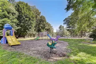 62 Somerset Dr, Suffern, NY 10901 - Photo 33