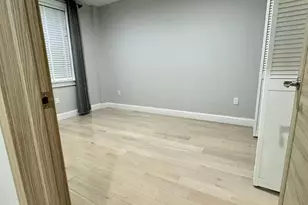 31-12 38th Ave, Long Island City, NY 11101 - Photo 5