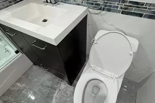 31-12 38th Ave, Long Island City, NY 11101 - Photo 11