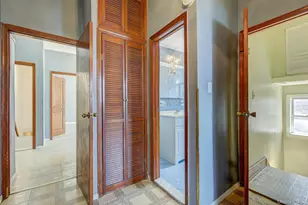 95-18 91st St, Ozone Park, NY 11416 - Photo 17