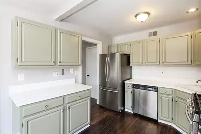 20-22 Broadlawn Drive, Central Islip, NY 11722 - Photo 27