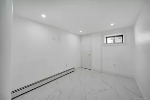 8525 151st St, Briarwood, NY 11432 - Photo 29