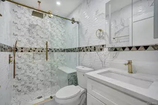 8525 151st St, Briarwood, NY 11432 - Photo 21