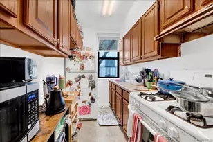 7 Greenridge Ave, White Plains, NY 10605 - Photo 13