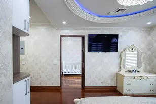 69-42 180th St, Fresh Meadows, NY 11365 - Photo 21