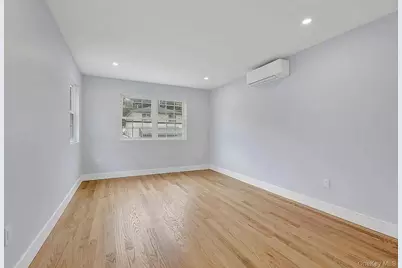 110-41 172nd Street, Jamaica, NY 11433 - Photo 9