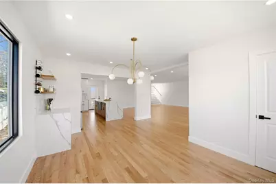 8 Hunt Avenue, Yonkers, NY 10710 - Photo 11