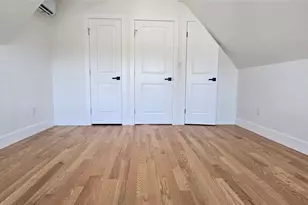 8 Hunt Ave, Yonkers, NY 10710 - Photo 21