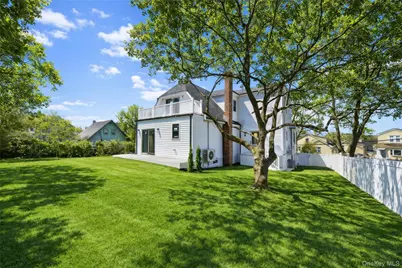 8 Hunt Avenue, Yonkers, NY 10710 - Photo 29