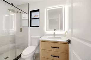 8 Hunt Ave, Yonkers, NY 10710 - Photo 15