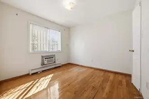 61-16 161st St, Flushing, NY 11365 - Photo 11