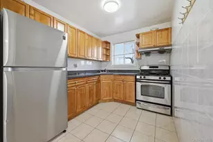 61-16 161st St, Flushing, NY 11365 - Photo 9
