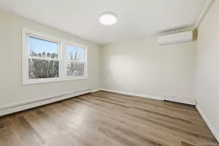 9 Harmony Ln, Glen Cove, NY 11542 - Photo 17