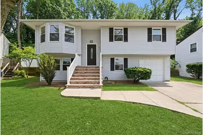 9 Harmony Lane, Glen Cove, NY 11542 - Photo 1