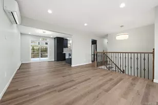 9 Harmony Ln, Glen Cove, NY 11542 - Photo 5