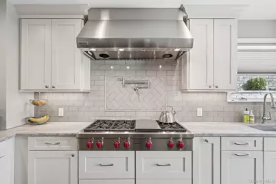 616 Sherman Avenue, Thornwood, NY 10594 - Photo 19