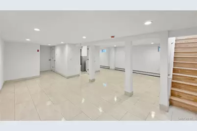 224 Windsor Parkway, Hempstead, NY 11550 - Photo 29