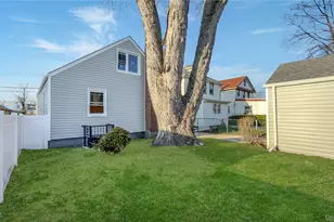 224 Windsor Pkwy, Hempstead, NY 11550 - Photo 37