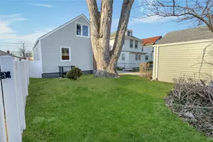 224 Windsor Pkwy, Hempstead, NY 11550 - Photo 35