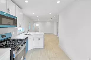 224 Windsor Pkwy, Hempstead, NY 11550 - Photo 11