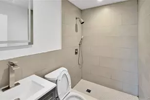 224 Windsor Pkwy, Hempstead, NY 11550 - Photo 21